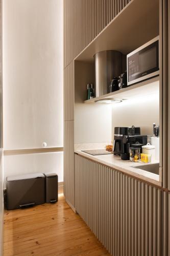 Aliados 9 - Luxury in the Heart of Porto