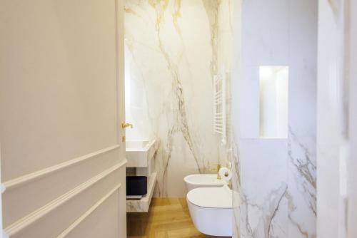 Marcora 6r luxury living apartment in Brera - 15min walk to Duomo