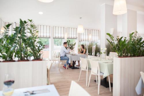 Hosté ubytování Hotel Cesarskie Ogrody