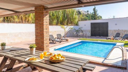 Villa García Nerja by Ruralidays