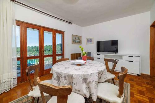 Apartment in Dramalj 51279