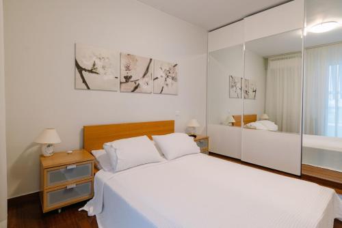 Sophia Penthouse in Glyfada Center 120sqm Terrace