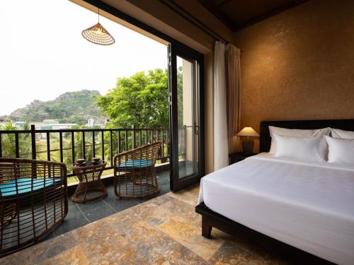 La Lua Resort Ninh Binh — Balcony/Terrace