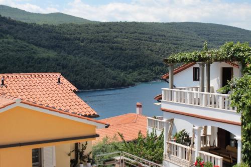 Apartments by the sea Duga Luka - Prtlog, Labin - 5528