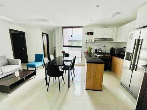 Modern apartment in Equipetrol