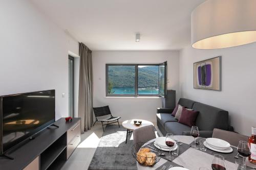 Premium apartment Kanat 4 with beautiful sea view