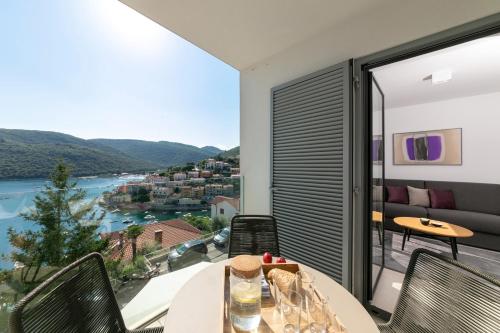 Premium apartment Kanat 4 with beautiful sea view