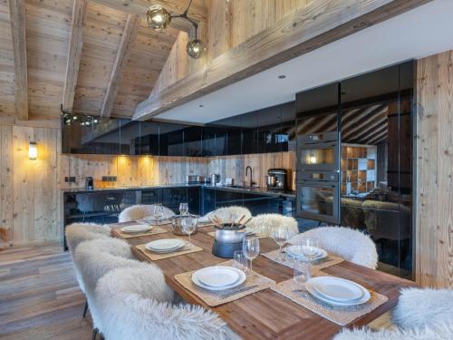 Appartement d'exception, ski aux pieds, sauna, parking inclus