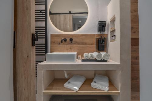 LOFTAKI - ATHENS Minimal Loft II