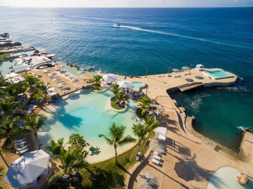 Luxury Penthouse with roof top & infinitive pool ocean view in Tracadero Beach Club