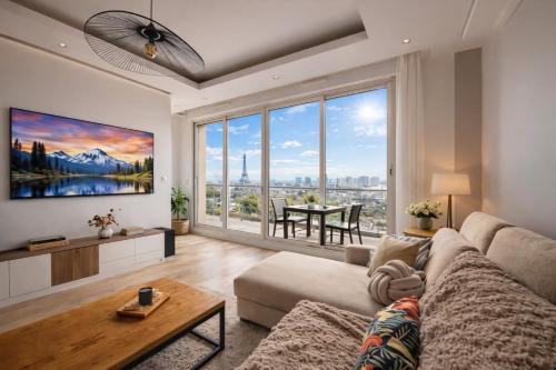 Luxury Flat - Eiffel Tower View & Terrace - Air Conditioning