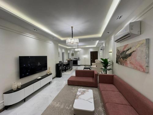 Super Luxury Private Complex Apt In New Cairo