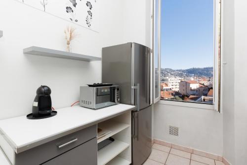 Le Nova - Hypercentre Cannes - Parking privé - Calme