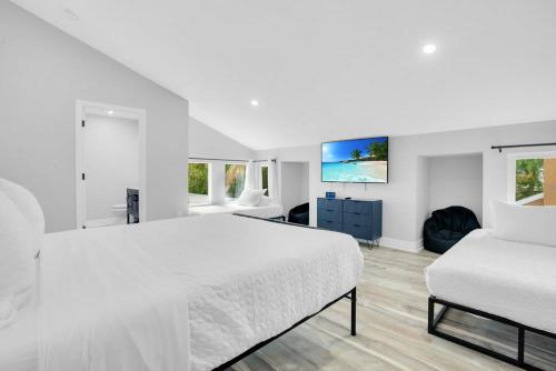 Luxury Villa Near Disney I Fully Renovated photo 38