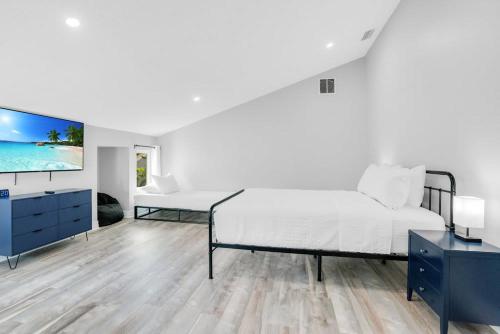 Luxury Villa Near Disney I Fully Renovated photo 49
