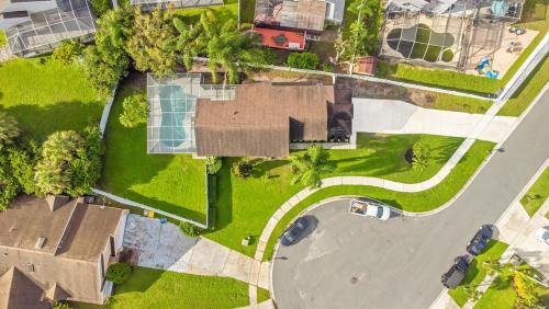 Luxury Villa Near Disney I Fully Renovated photo 9