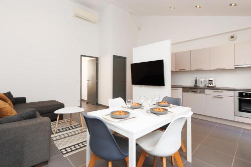 Le Lux, Moderne - Garage - Terrasse - Clim
