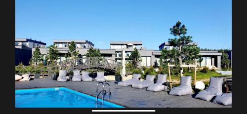 Piscina a Relax Mode Apartment o a prop