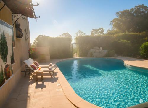 appartement climatisé 35 m2 pour 1 couple - piscine partagée -