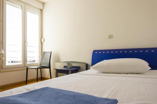 Apartments by the sea Split - 14351