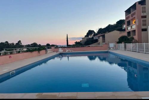 Les Baigneurs - Vue Mer et Piscine - 300 m de la plage