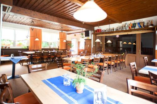 Restaurace v ubytování Hotel & Restaurant Ernst
