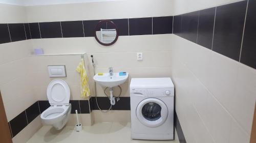 Kúpeľňa v ubytovaní Apartmán u červeného kostela