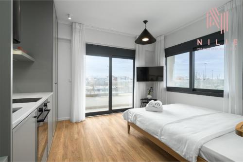 Manzzaro, Nilie Hospitality MGMT