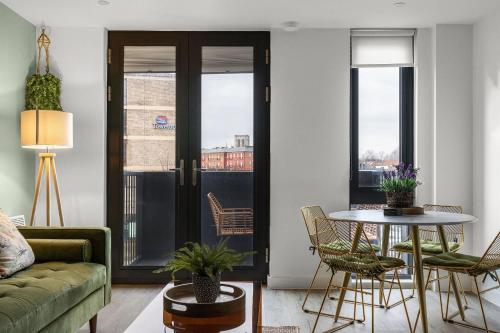 York apartment 2BR, Free & secure Parking York Apartment Retreat, 2BR with Free Secure Parking, Near Historic Centre photo 8