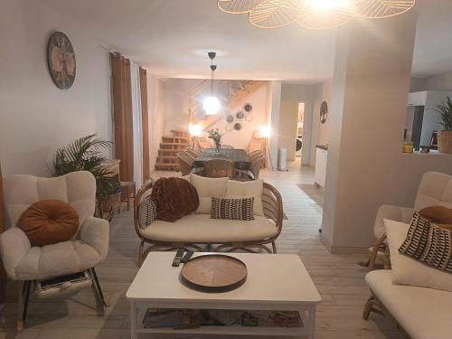 Luxury Villa Evasion Spa and Pool near Nantes