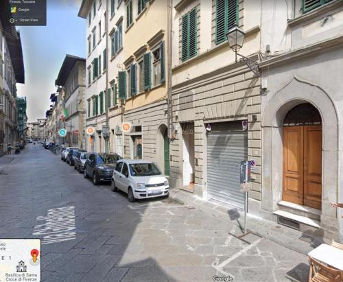 Florentine Experience in Santa Croce