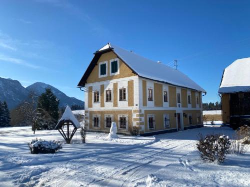 Temelhof - Landhaus mit Sauna und Kamin