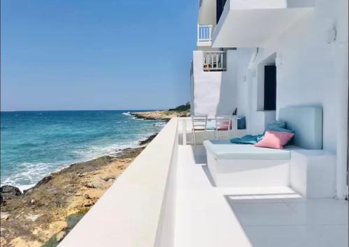 Casa mare, Naoussa Beach