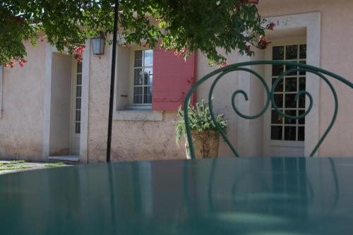 Piscina a gîte Mas Antinea o a prop