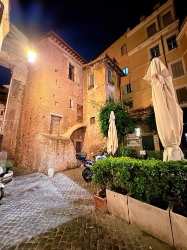 DOMVS Barberini luxury roman luxury charme