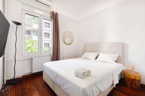 Comfy & sunny apartment in the heart of Kolonaki