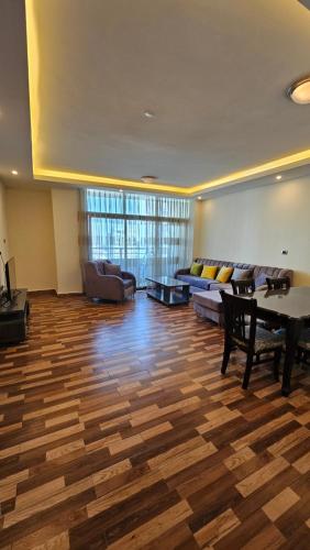 Shimeket bulding bisrate gebriel