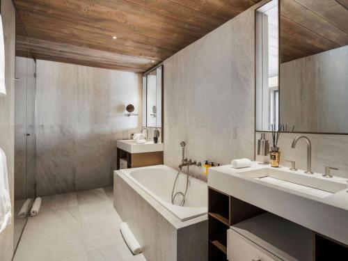 Appartement 4 suites luxe à Courchevel 1850 - FR-1-830-3 photo 3