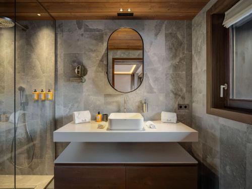 Appartement de luxe à Courchevel 1850 avec spa et navette - FR-1-830-14 photo 3