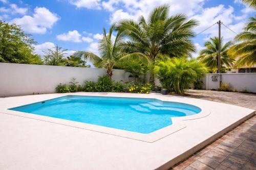 Summer Cove 2 Bedroom Apartment with Pool Grand Baie Tourism Certified