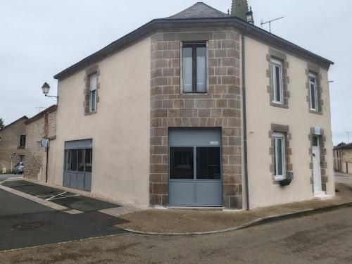 Logement entier près de Mauleon.8/10 personnes