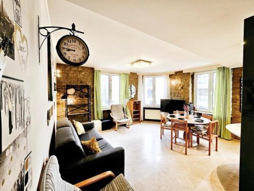 Easy Living 1BR Apartment near Luxembourg station