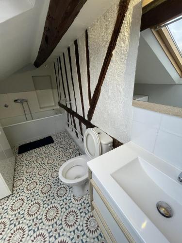 Charming 2 bedroom apartment for 5 max