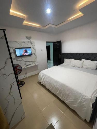 Llit o llits en una habitació de Diamond Apartment