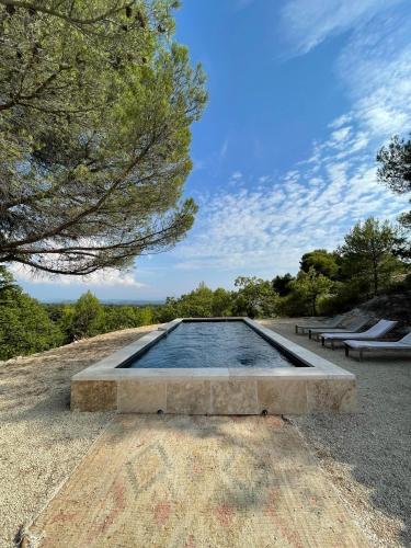 Luberon house with view
