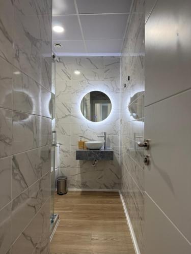 APARTAMENTOS ZONA 2 justo al lado de la ESTACIÓN DE TREN Y BUS MARÍA ZAMBRANO