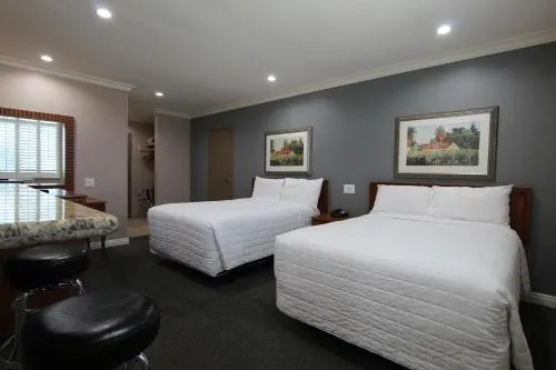 Dunes Inn - Wilshire in Burbank