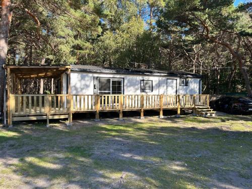 Glamping Hel - nowa lokalizacja - kemping Camp Hel - z prywatnym jacuzzi