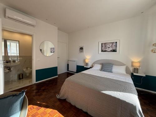 INDIGO Room