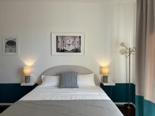 INDIGO Room